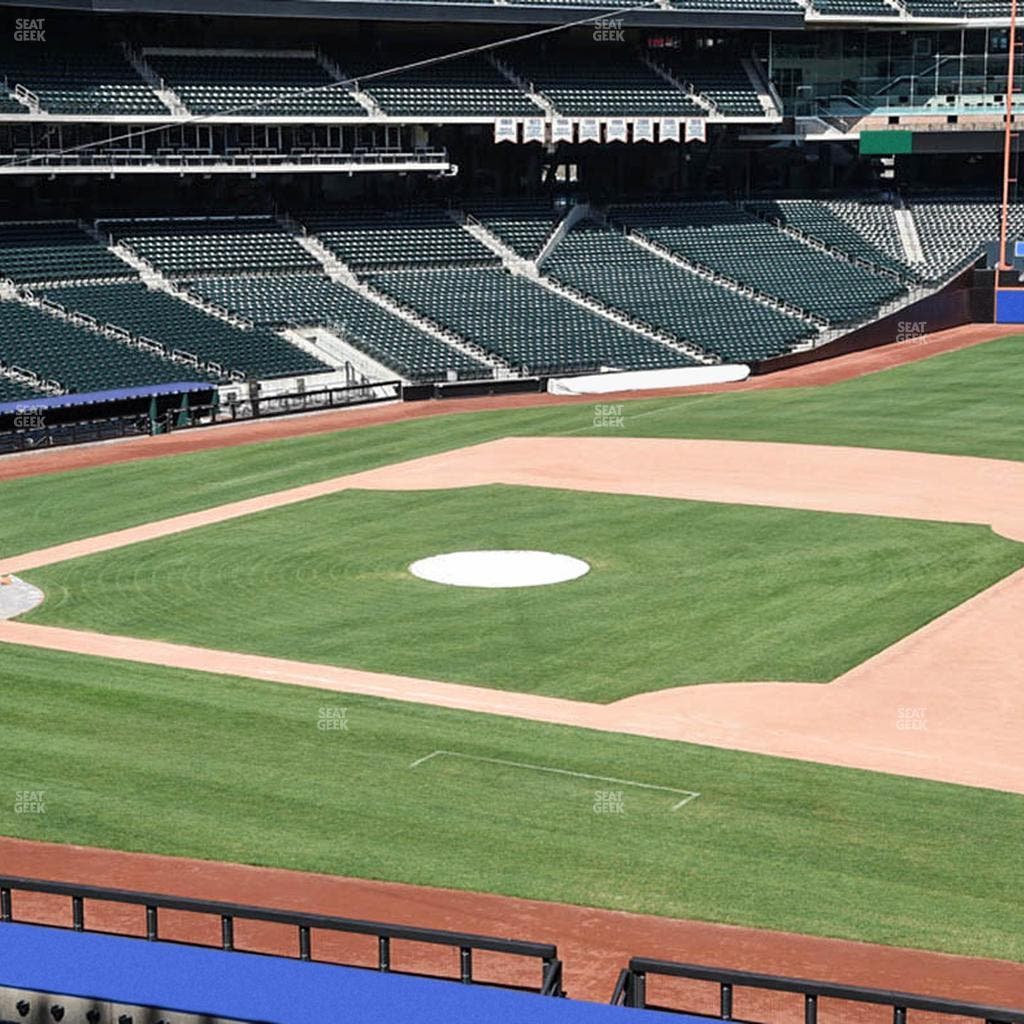 Citi Field - Section Empire Suite 206 Seat View