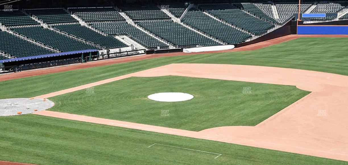 Citi Field - Section Empire Suite 206 Seat View