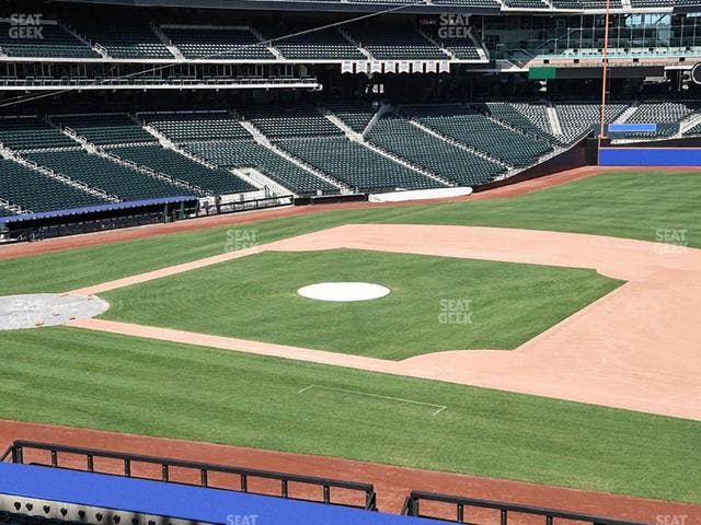 Citi Field - Section Empire Suite 206 Seat View