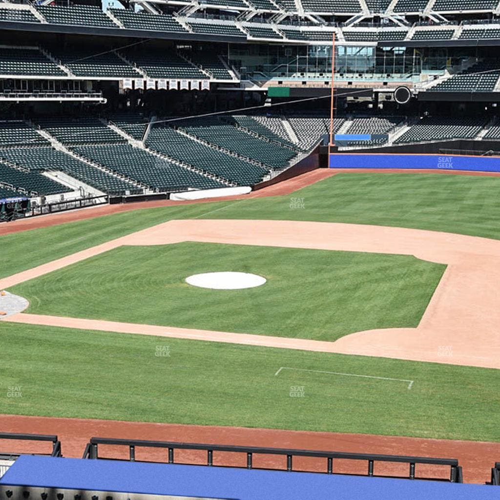 Citi Field - Section Empire Suite 209 Seat View