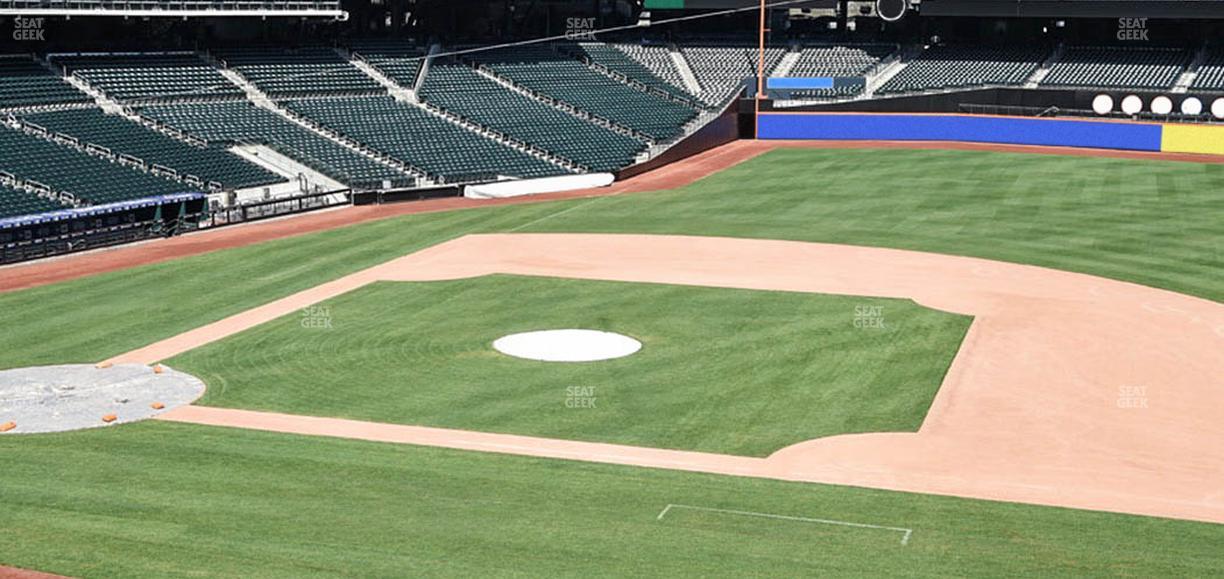 Citi Field - Section Empire Suite 209 Seat View