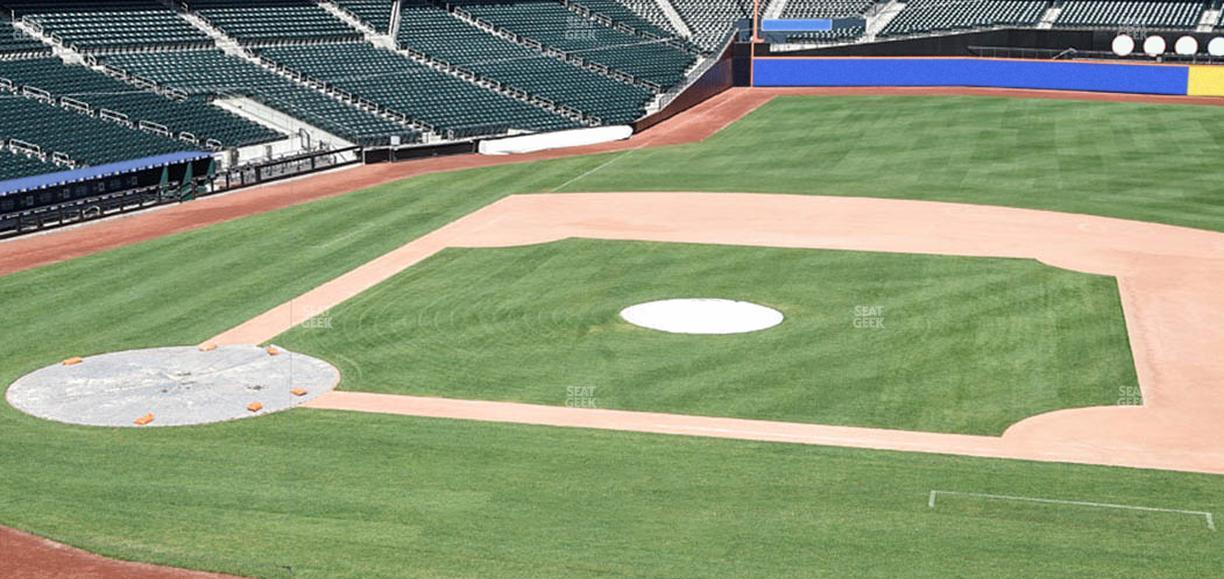 Citi Field - Section Empire Suite 211 Seat View