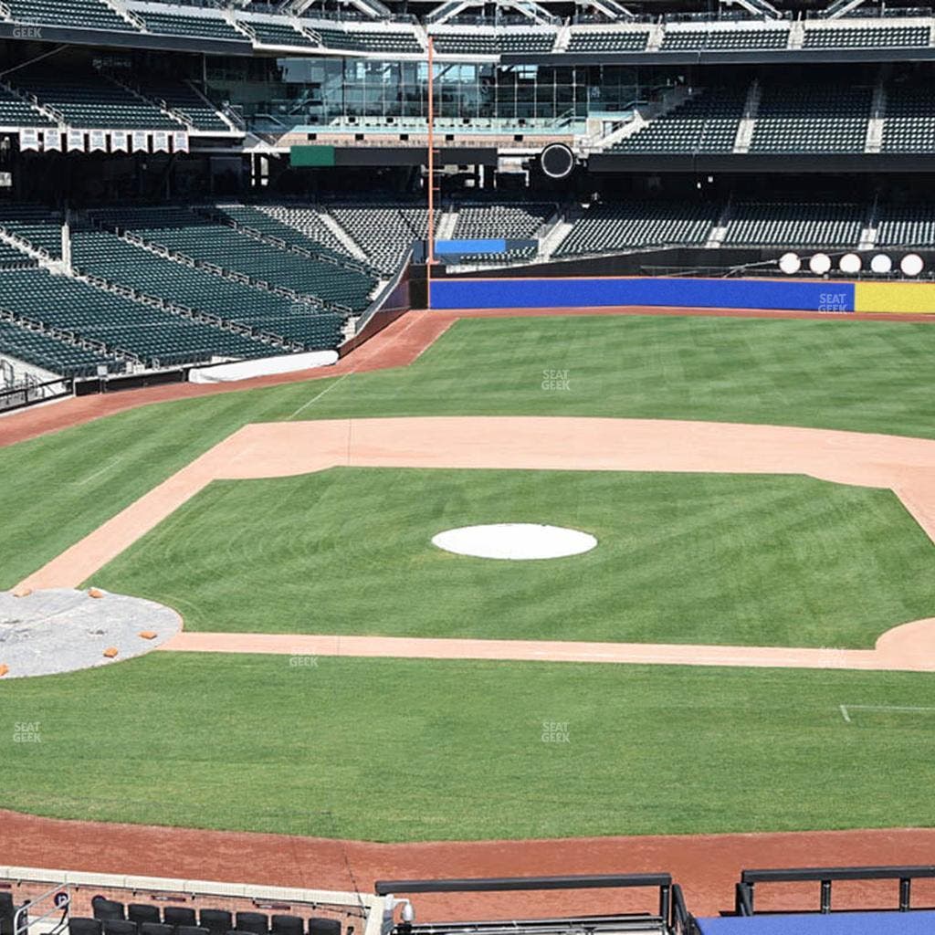 Citi Field - Section Empire Suite 212 Seat View