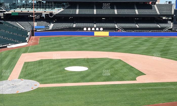 Citi Field - Section Empire Suite 214 Seat View