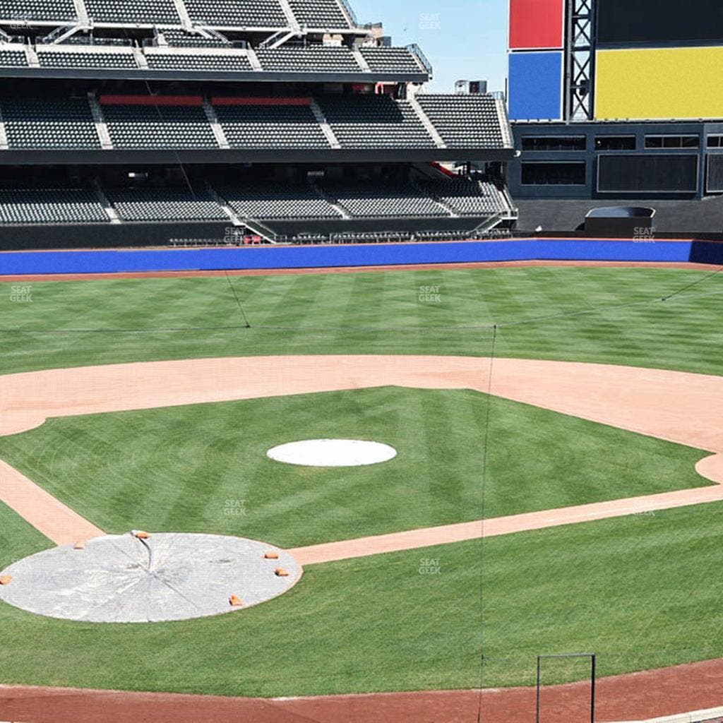 Citi Field - Section Empire Suite 218 Seat View