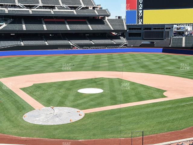 Citi Field - Section Empire Suite 218 Seat View