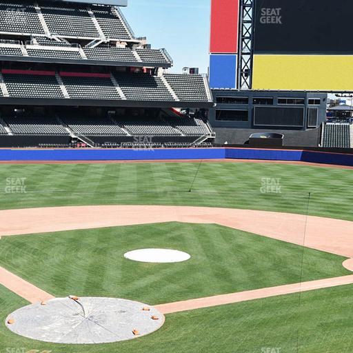 Citi Field - Section Empire Suite 219 Seat View
