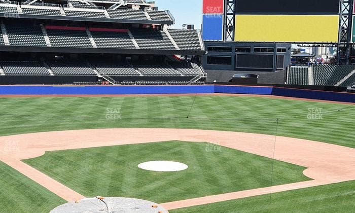 Citi Field - Section Empire Suite 219 Seat View