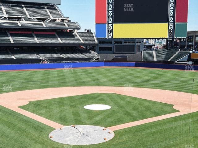 Citi Field - Section Empire Suite 220 Seat View