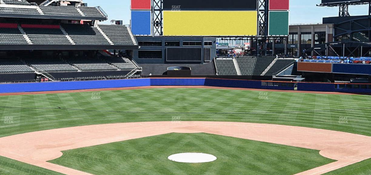 Citi Field - Section Empire Suite 222 Seat View