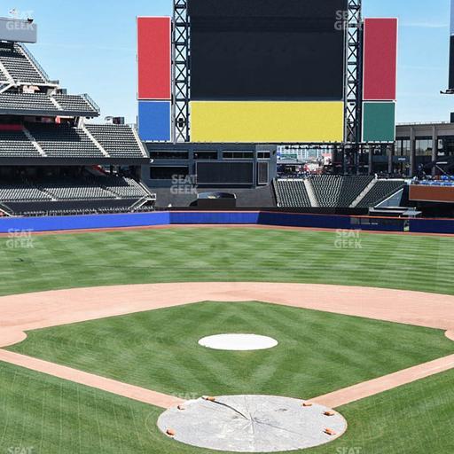 Citi Field - Section Empire Suite 222 Seat View