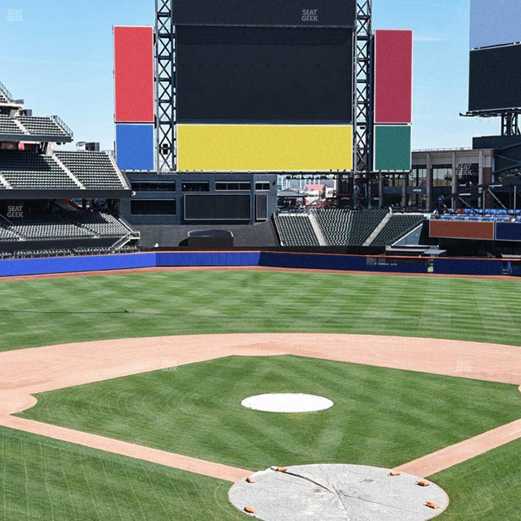 Citi Field - Section Empire Suite 223 Seat View