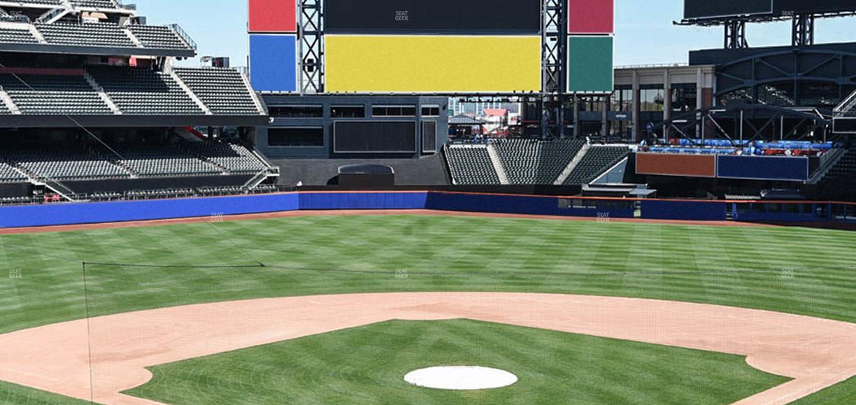 Citi Field - Section Empire Suite 223 Seat View