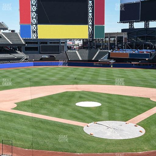 Citi Field - Section Empire Suite 224 Seat View