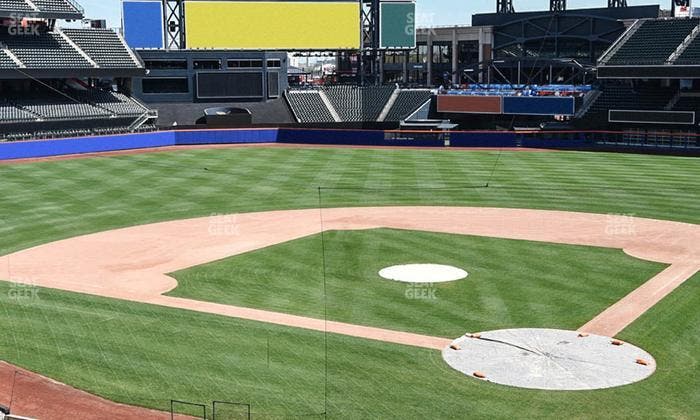 Citi Field - Section Empire Suite 225 Seat View