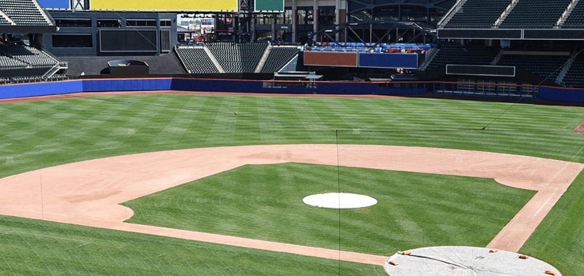 Citi Field - Section Empire Suite 226 Seat View