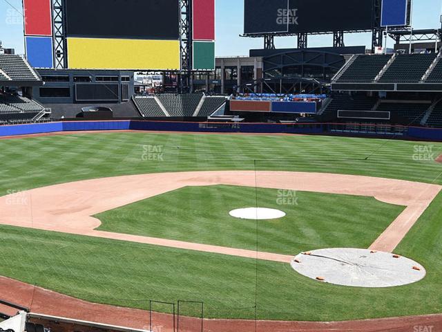 Citi Field - Section Empire Suite 226 Seat View