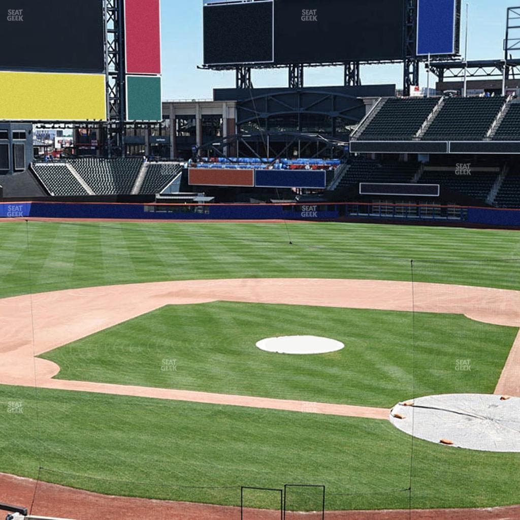 Citi Field - Section Empire Suite 227 Seat View