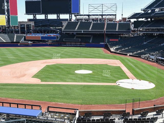 Citi Field - Section Empire Suite 230 Seat View