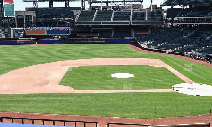 Citi Field - Section Empire Suite 231 Seat View