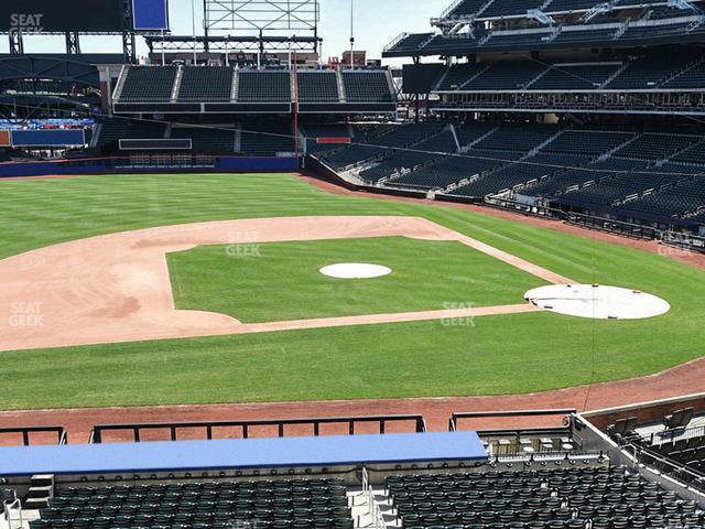 Citi Field - Section Empire Suite 233 Seat View