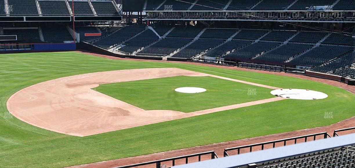Citi Field - Section Empire Suite 239 Seat View