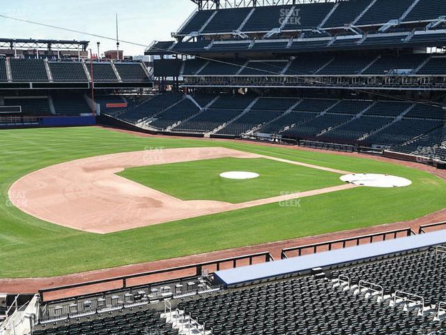 Citi Field - Section Empire Suite 239 Seat View