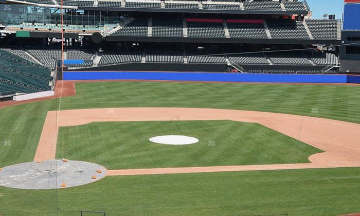 Citi Field - Section Hyundai Club 116 Seat View