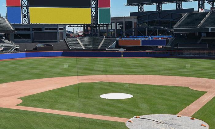 Citi Field - Section Hyundai Club 118 Seat View