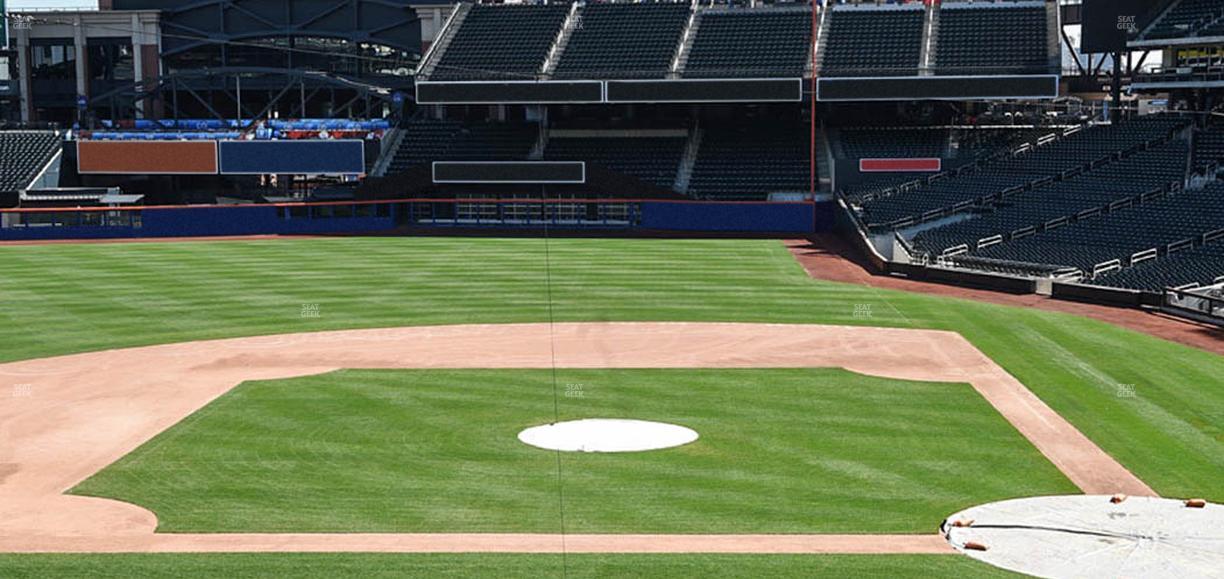 Citi Field - Section Hyundai Club 120 Seat View