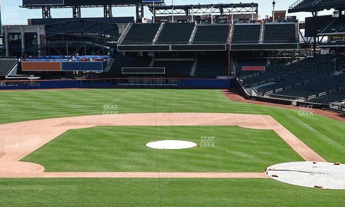 Citi Field - Section Hyundai Club 120 Seat View