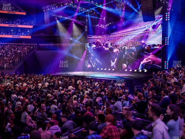 Climate Pledge Arena - Section Tunnel Club Suite 13 Seat View Climate Pledge Arena - Section Tunnel Club Suite 13 Seat View