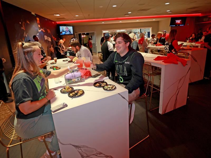 Premium club image 2