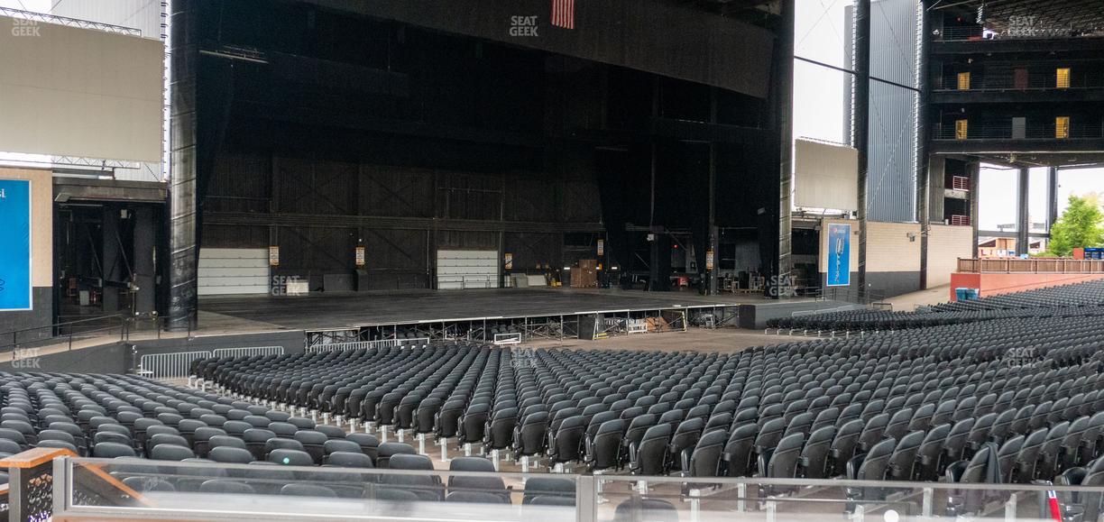 Credit Union 1 Amphitheatre - Section Vip Box 116 Seat View