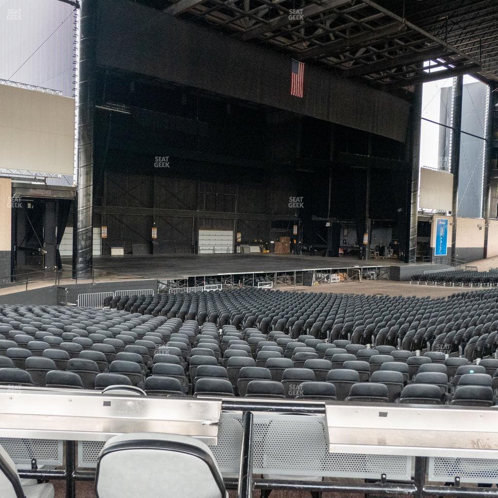 Credit Union 1 Amphitheatre - Section Vip Box 139 Seat View