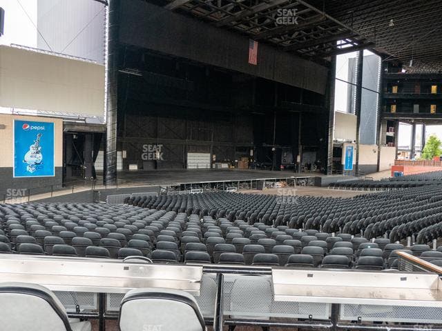 Credit Union 1 Amphitheatre - Section Vip Box 139 Seat View
