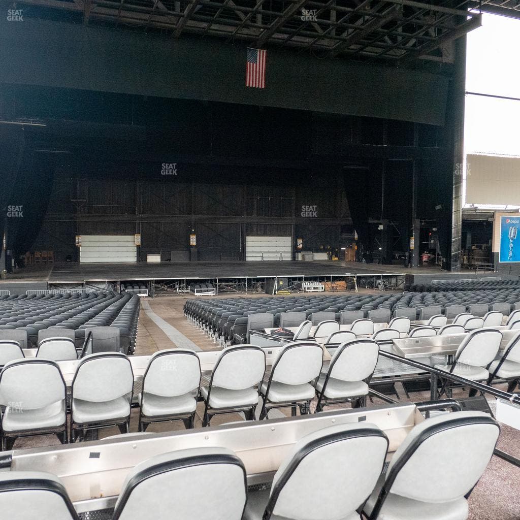 Credit Union 1 Amphitheatre - Section Vip Box 147 Seat View