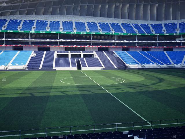 Estadio BBVA Bancomer - Section Club Seat Oriente E Seat View