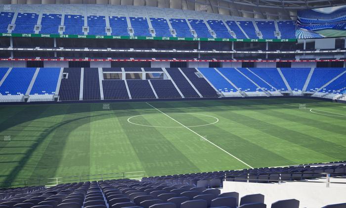 Estadio BBVA Bancomer - Section Club Seat Poniente F Seat View