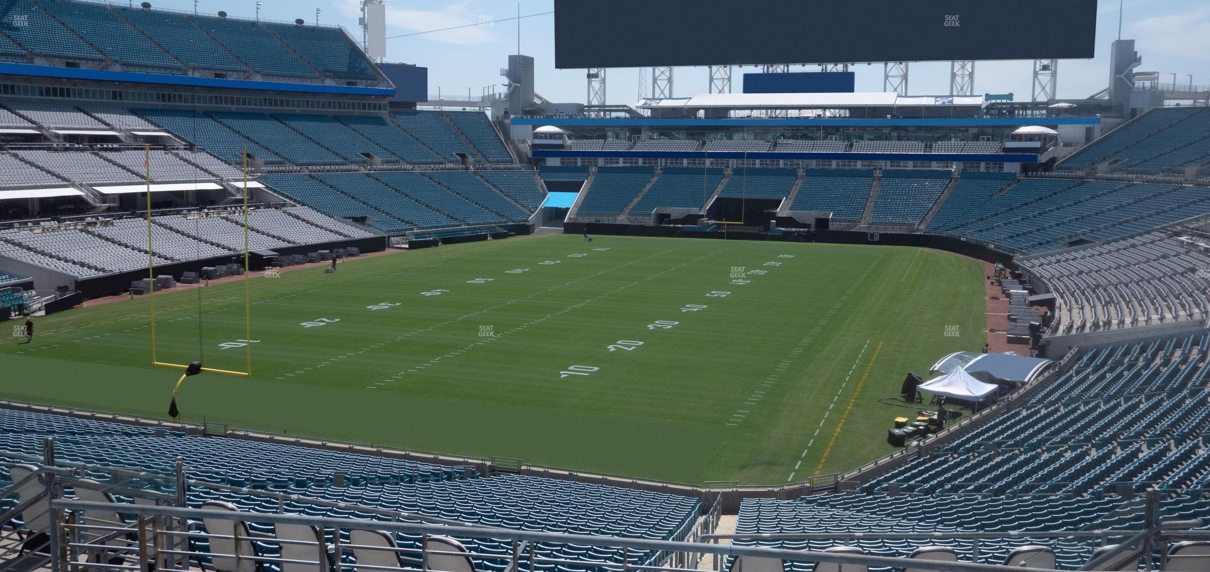 EverBank Stadium - Section 220 Seat View