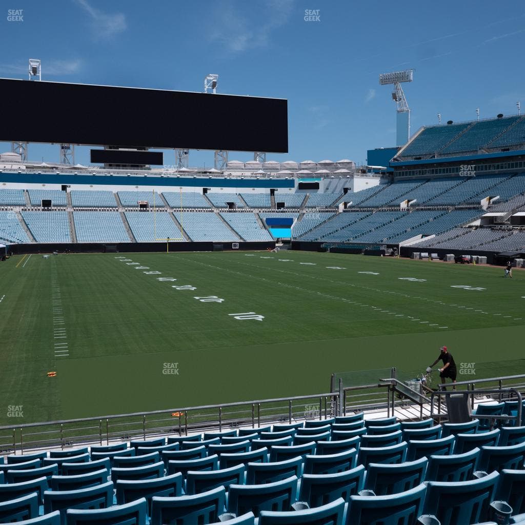 EverBank Stadium - Section Bud Light Party Zone 18 Seat View