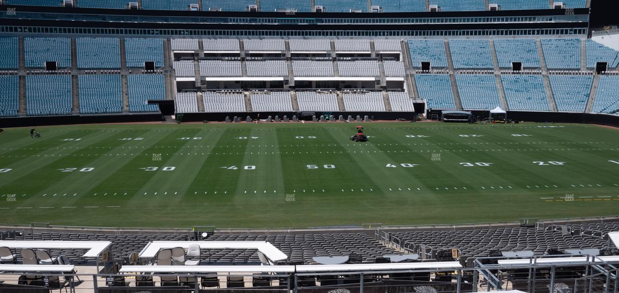 EverBank Stadium - Section Club Bar Rail East Seat View