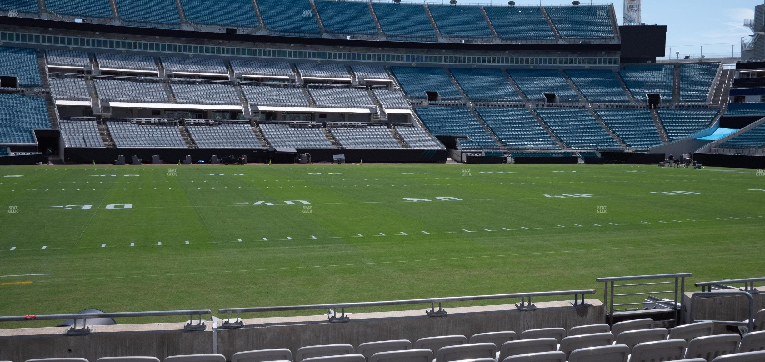 EverBank Stadium - Section Gallagher Club 11 Seat View