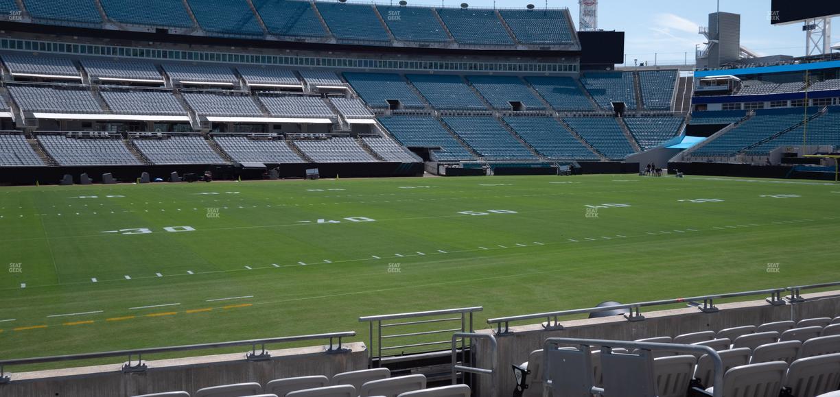 EverBank Stadium - Section Gallagher Club 12 Seat View