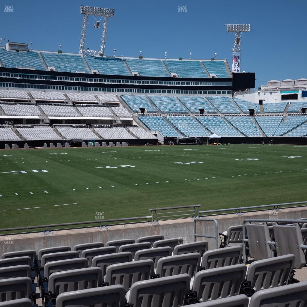 EverBank Stadium - Section Gallagher Club 39 Seat View