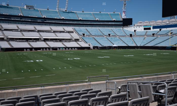 EverBank Stadium - Section Gallagher Club 39 Seat View