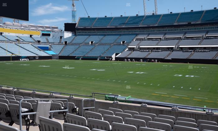 EverBank Stadium - Section Gallagher Club 7 Seat View