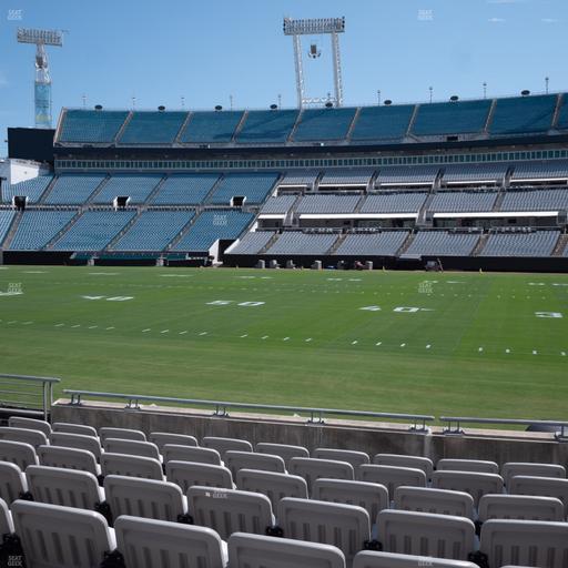 EverBank Stadium - Section Gallagher Club 8 Seat View