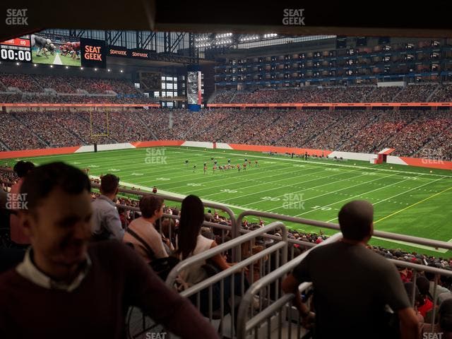 Ford Field - Section 132 Table 5 Seat View