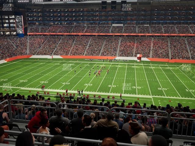 Ford Field - Section Club 332 Seat View